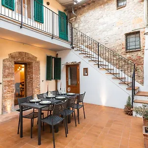 La Casa Dello Sdrucciolo , Montepulciano Stazione Italia